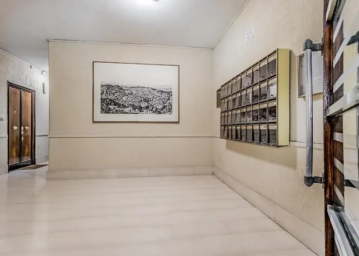 Vatican Chic House Ii